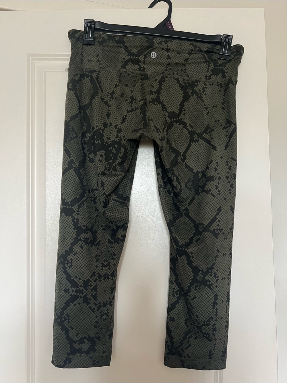 lululemon athletica Olive and Black Snake-Print Jeggings